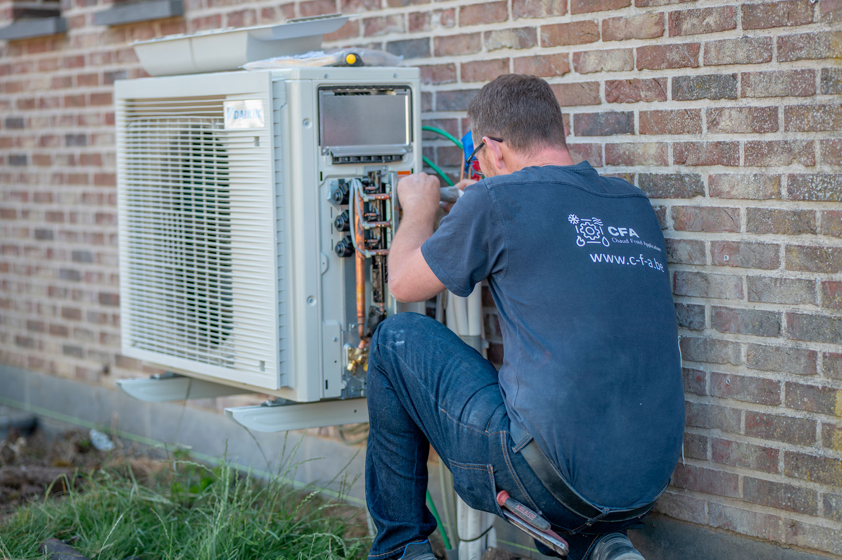 Chauffagiste à Tournai : Installation & Entretien par des Experts | CFA